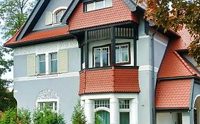 Villa Ley